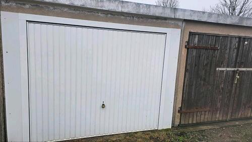 Foto - Garage wird vermietet - 80,00 EUR Miete,