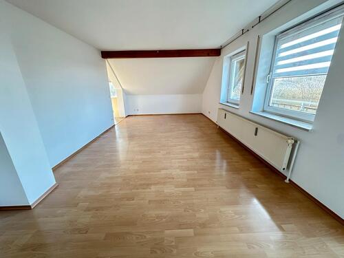 Foto - 5 Zimmer Maisonettenwohnung zur Miete in Ahorn