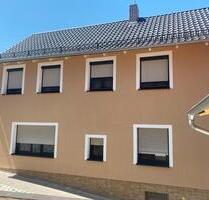 großes, modernes Haus zu verkaufen - Rottenburg an der Laaber