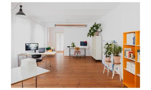 Foto - Co-Working Studio Schreibtischplatz mit Garten Remise