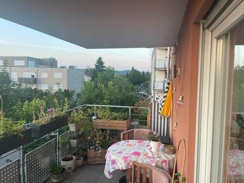 Foto - Moderne 3 Zimmer Wohnung mit Balkon und Tiefgarage