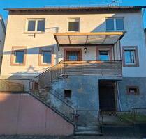 Äteres Einfamilienhaus - 137.000,00&nbsp;EUR Kaufpreis, ca.&nbsp; 120,00&nbsp;m&sup2; in Eschau (PLZ: 63863)