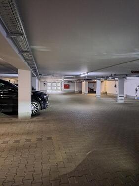 Foto - Garageneinstellplatz in Neuss - 80,00&nbsp;EUR Miete,