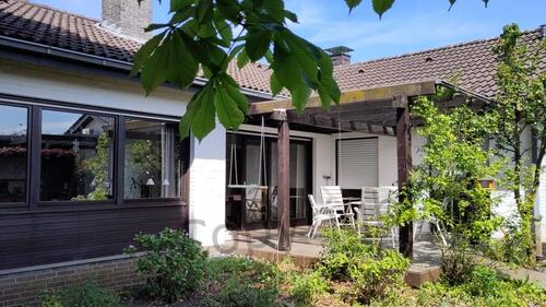 Foto - Von Privat: Freistehendes EInfamilienhaus auf großem Grundstück