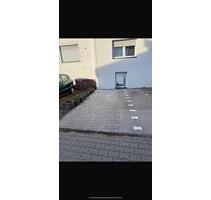 PKW-Stellplatz zu vermieten - 50,00&nbsp;EUR Miete, in Griesheim (PLZ: 64347)