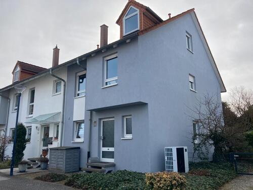 Foto - Gemütliches Reihenendhaus mit Garten und Garage in Neulußheim