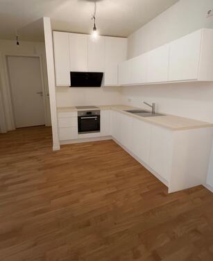 Foto - Gut geschnittene,2-Zimmer-Wohnung mit Einbauküche und Stellplatz