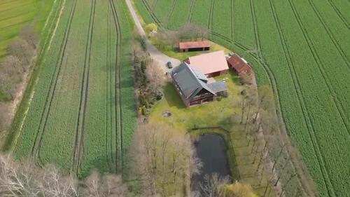 Foto - Hochwertige, kernsanierte 170m2-Wohnung in ländlicher Idylle