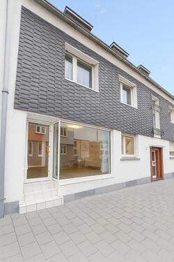 Foto - Ladenlokal mit Schaufensterfront