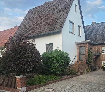 Foto - Einfamilienhaus in Gifhorn - 99.000,00&nbsp;EUR Kaufpreis, ca.&nbsp; 83,00&nbsp;m&sup2;
