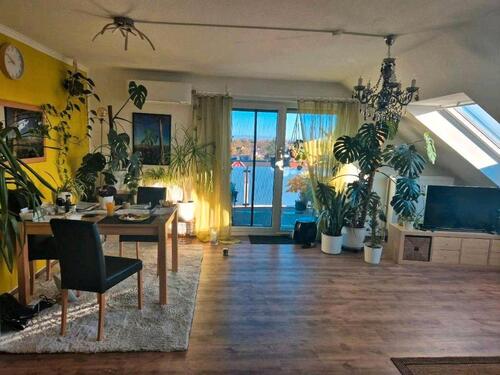 Foto - Klimatisierte Maisonette Wohnung 3 ZKB, Balkon, EBK, TG Parkplatz