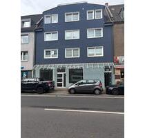 LadenlokalBüro Atelier - 750,00 EUR Kaltmiete, ca.  50,00 m² in Düsseldorf (PLZ: 40597) Stadtbezirk 9