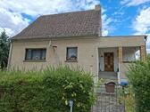 Foto - Grundstück mit Einfamilienhaus und Scheune