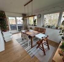 Hochwertige 3,5-Zimmer-Wohnung mit Balkon, EBK und Wintergarten - Erfurt Andreasvorstadt