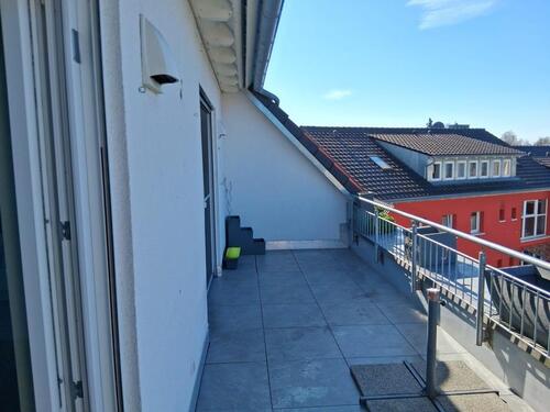 Foto - 5 Zimmer Dachgeschoßwohnung zur Miete in Willstätt