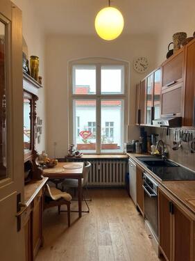 Foto - schönes Zimmer in heller Altbauwohnung – familienfreundlich