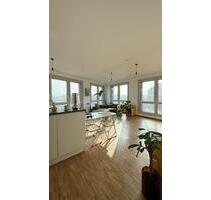 Für 2 Monate: Lichtdurchflutete 86qm 3-Zimmer Wohnung - Berlin Pankow