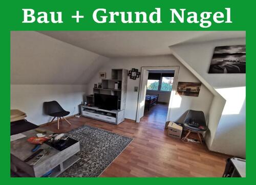 Foto - Etagenwohnung mit sep. Eingang, Balkon, Garage etc. in zentraler Lage