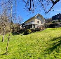 Mitten im Sauerland - Landhaus mit Einliegerwohnung - Attendorn