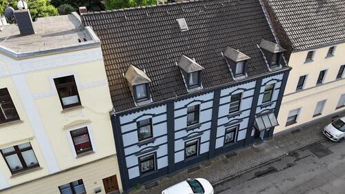 Foto - Mehrfamilienhaus mit viel Potenzial
