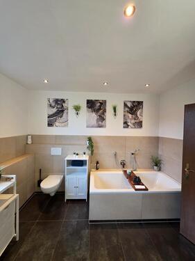 Foto - 3 Zimmer Dachgeschoßwohnung zur Miete in Neuhausen ob Eck