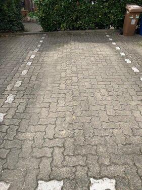 Foto - Parkplatz Stellplatz auf privatem Gemeinschaftsparkplatz Wedel
