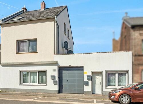 Foto - 9 Zimmer Mehrfamilienhaus, Wohnhaus in Troisdorf