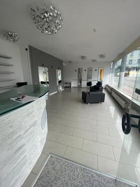 Foto - Ladengeschäft Büroeinheit Zentrum von Kandel zu Vermieten