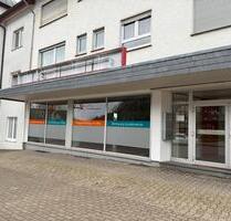Attraktive Büro und Ladenfläche in Bi. Jöllenbeck - Bad Salzuflen Ehrsen-Breden Attraktive Büro und Ladenfläche in Bi. Jöllenbeck - Bad Salzuflen Ehrsen-Breden