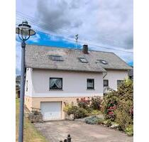 Wohnhaus mit ca. 180 m² Wohnfläche und ca. 1.100 m² Grundstück - Hundsangen