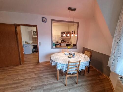 Foto - 5 Zimmer Wohnung zu vermieten - 600,00&nbsp;EUR Kaltmiete, ca.&nbsp; 100,00&nbsp;m&sup2;