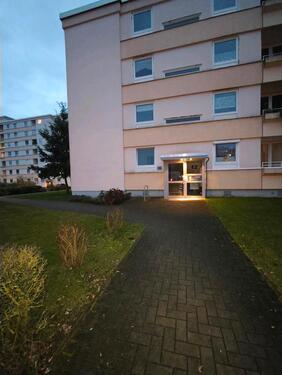 Foto - 3 Zimmer Erdgeschoß Wohnung - 780,00&nbsp;EUR Kaltmiete, ca.&nbsp; 71,60&nbsp;m&sup2;