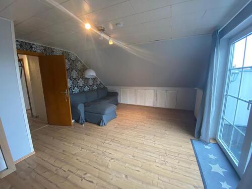 Foto - 3 Zimmer Dachgeschoßwohnung zur Miete in Pahlen