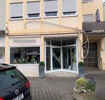 Vermiete Ladenlokal,Geschäftsraum direkt in Schlitz 36110