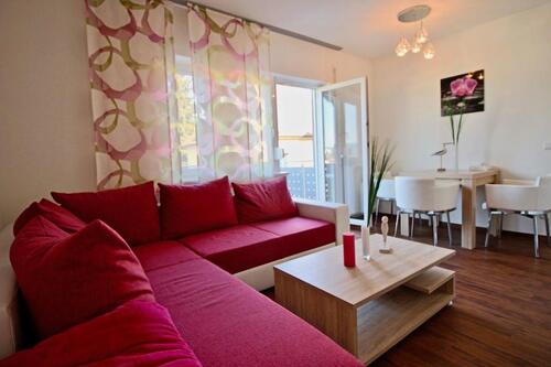 Foto - Moderne 2-Zimmer Wohnung im Top Zustand - mit 25m² Garage!