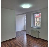 Studenten und Singles aufgepasst: Gemütliche 1-Raumwohnung mit EBK und Aufzug - Magdeburg Nordwest