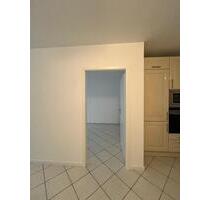 „Die moderne Fußbodenheizung sorgt in allen Wohnräumen für ein angenehm warmes Raumklima und erhöht spürbar den Wohnkomfort – besonders in der kühlen Jahreszeit.“ 