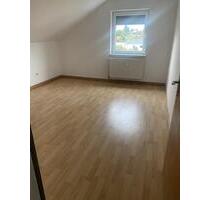 Dachgeschoßwohnung - 250,00 EUR Kaltmiete, in Tirschenreuth (PLZ: 95643)