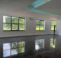 KranenburgGrenzgebiet D-NL: gewerbl.FlächenHalleBüro mit Stellplätzen, Küche u. Sanitäranlagen