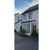 Attraktive und helle DHH mit Garten & Garage im OT AA-Waldhausen - Aalen Ebnat