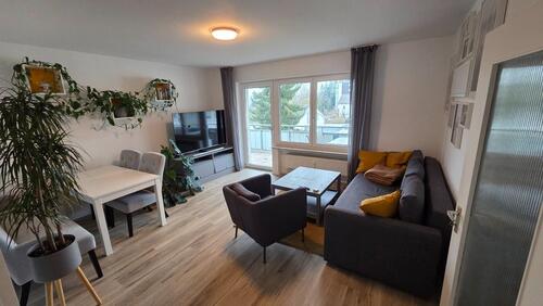 Foto - Igersheim-West, Helle 2-Zimmer Wohnung 1.OG mit Balkon und EBK