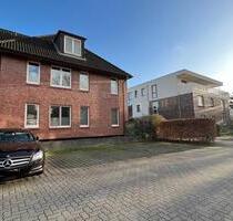 Außenstellplatz in zentrale Lage Wedels