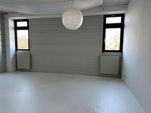 Foto - angenehmer heller Lagerraum - 519,00&nbsp;EUR Kaltmiete, ca.&nbsp; 7,80&nbsp;m&sup2;