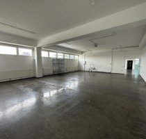 Fläche im 1.OG ( 3,45 m l.H. ) Rampe Lastenaufzug - Schenefeld