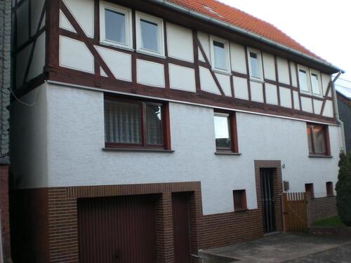 Foto - Einfamilienhaus mit Scheunennebengebäude