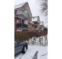 Renovierte 1-Raum Singlewohnung mit EBK, Balkon und Parkplatz - Wolmirstedt