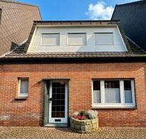 Charmantes Reihenmittelhaus mit Potenzial - Bocholt Stenern