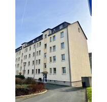 Gemütliche 2-Raum-Dachgeschosswohnung mit Charme in ruhiger Wohnlage - Oelsnitz (Vogtland)