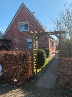 Foto - Grosszügiges Einfamilienhaus mit schönem gepflegten Garten