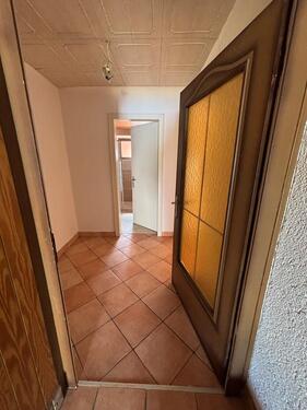 Foto - Schöne renovierte 3 -Zimmer - Wohnung mit Balkon und Terrasse